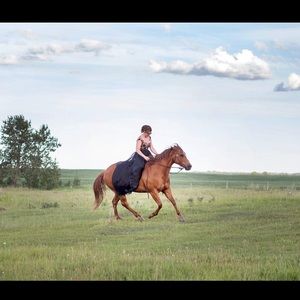 Meet your Posher, Emma